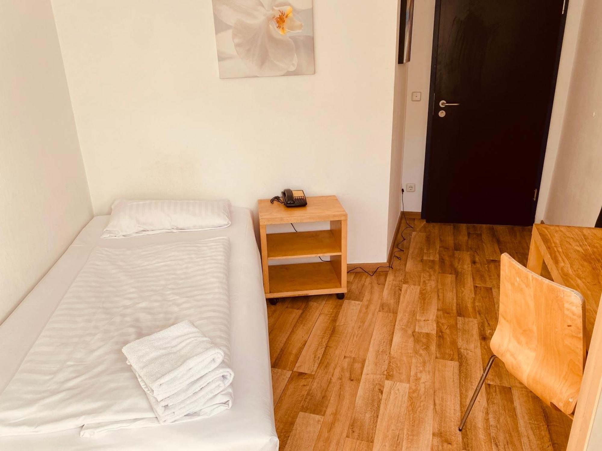 Stay Inn Central Station Франкфурт-на-Майні Екстер'єр фото